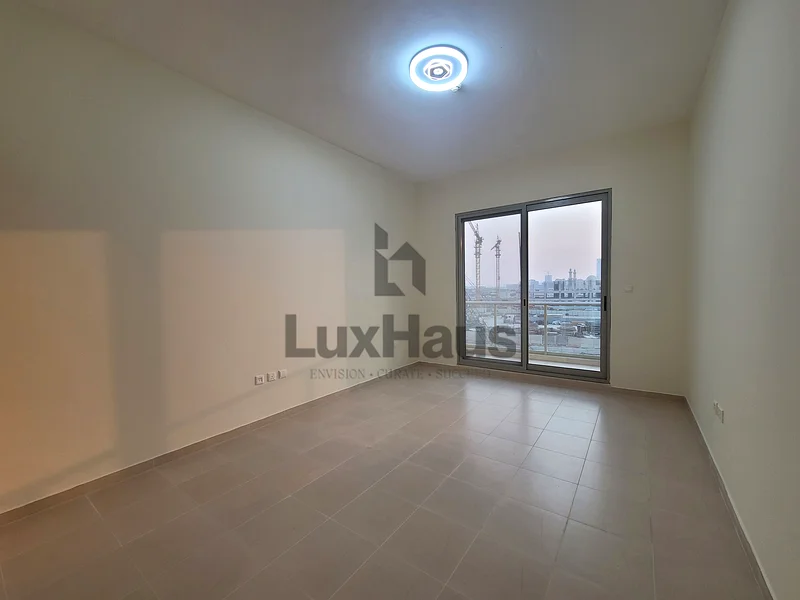 Big Layout | Bright Unit | Well Maintained64029003286147111