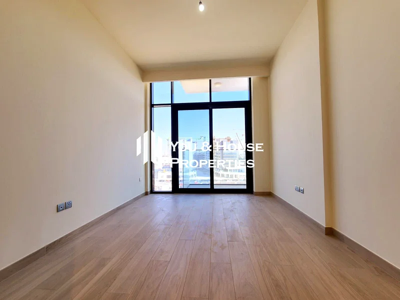 استوديو منزلي ذكي - تشطيب عالي الجودة - طابق مرتفع63800727548035111