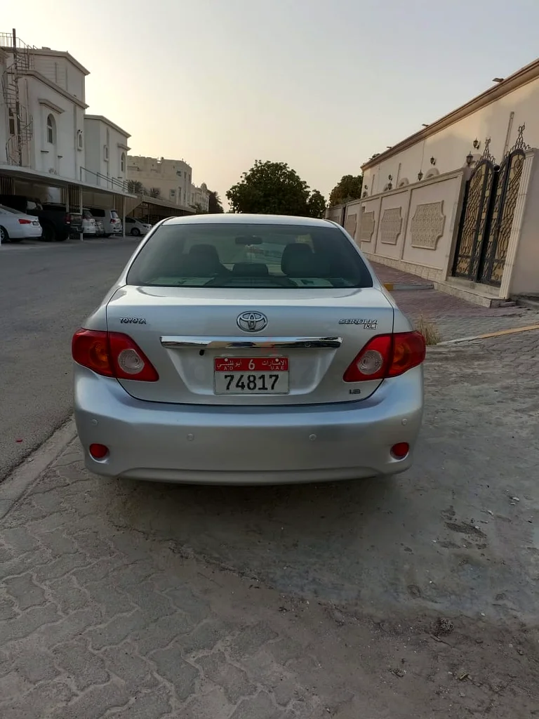 سيارة تويوتا كورولا بحالة ممتازة، ناقل حركة أوتوماتيكي، للبيع63484505224834112