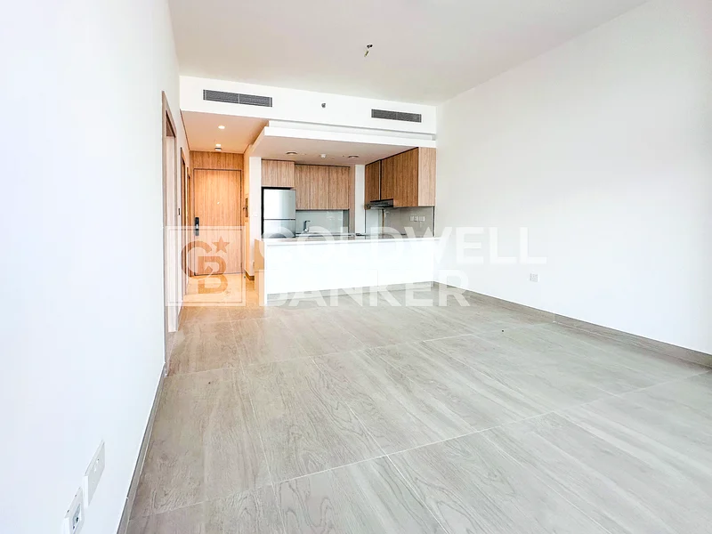 Ready To Move | Nice View | Prime Location63978728751361111