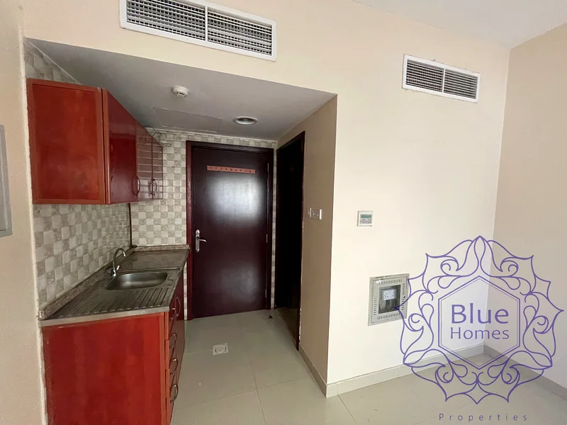 Deal of the day elegant studio for family63612102962818111