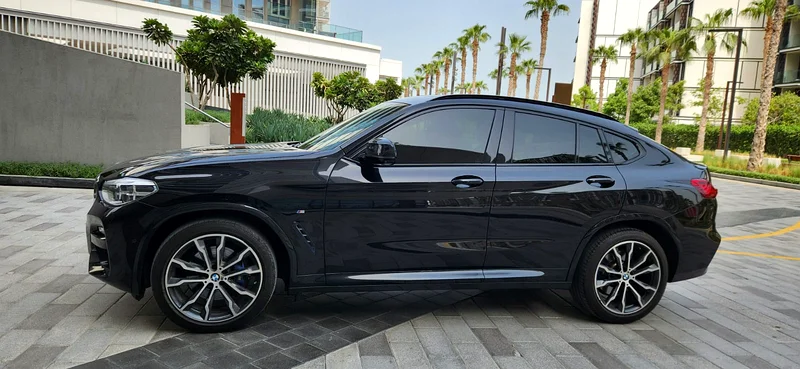 2019-BMW X4 X-Drive 30i with M Package -Excellent Condition-Full Service History -1 Year warranty63484819861634113