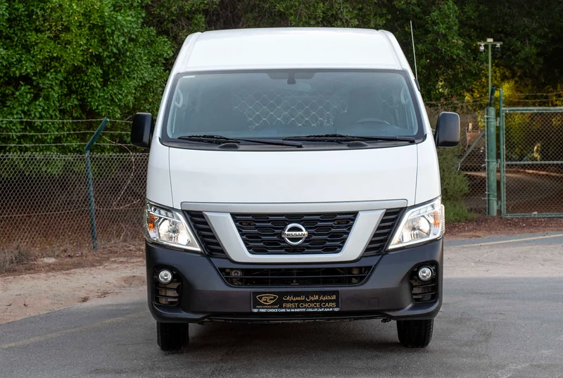 High-Roof Delivery Van | Manual | GCC Specs | Ref#N2678263484000021762114
