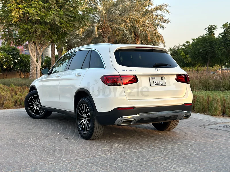 Mercedes Glc30063488245954817113