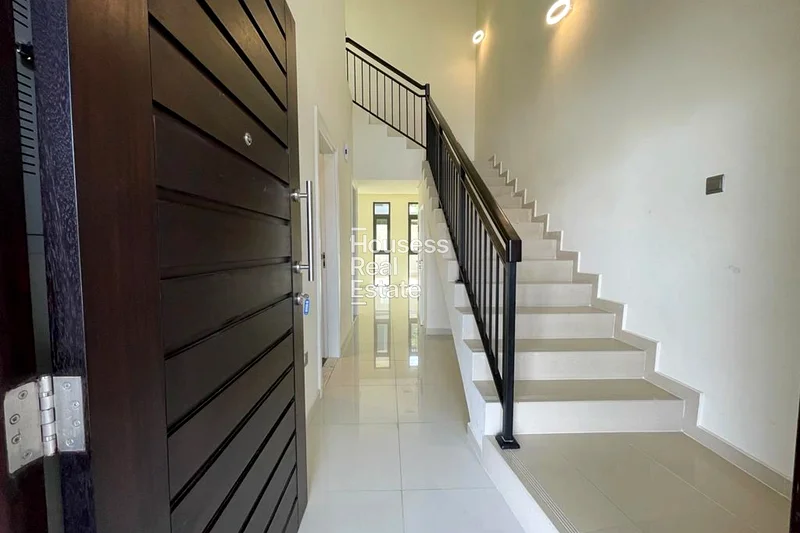 واسعة / 3 غرف نوم مع غرفة خادمة (التصميم الأكثر طلبًا R2MB)63654981782659114