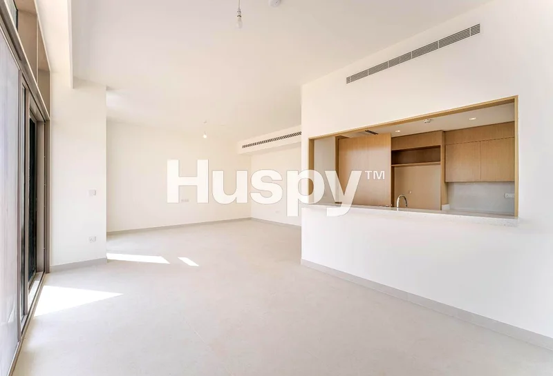 Type B | Vacant | Large Layout63762217996418114