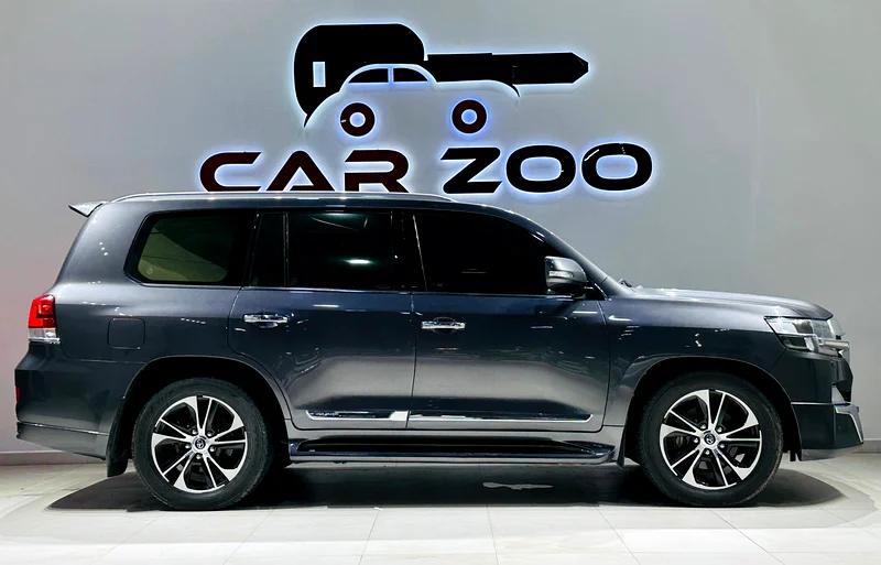 Toyota Land Cruiser V8 2021/GCC/Original Paint/GXR Grand Touring S/Warranty63484570408833113