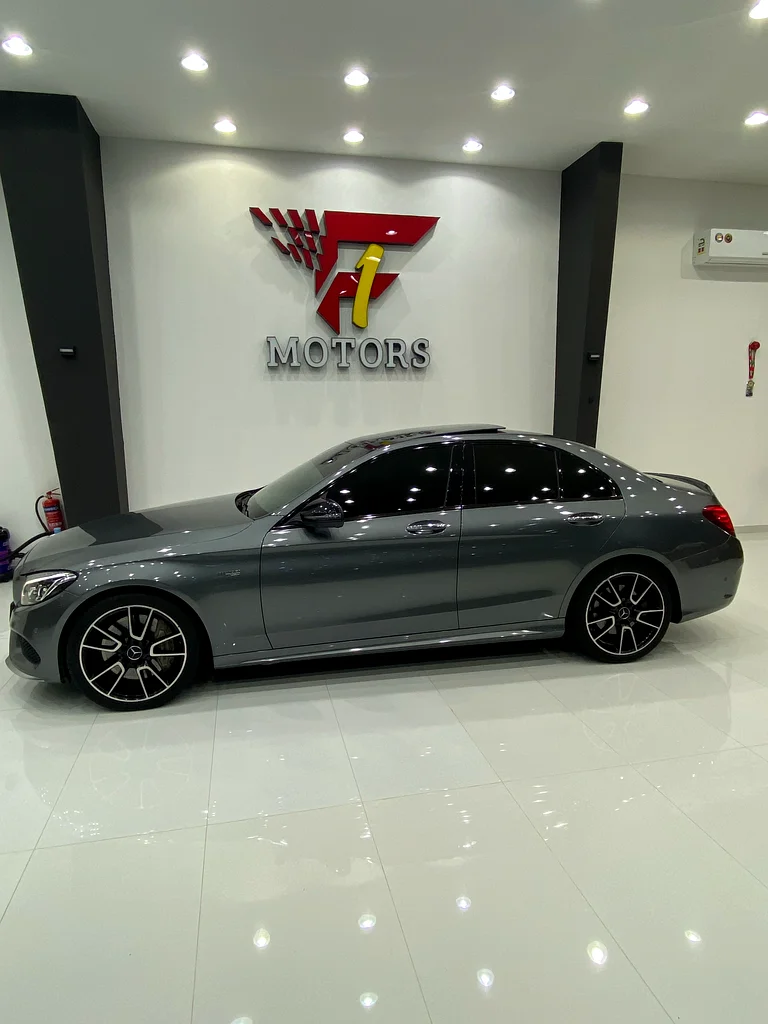 مرسيدس C43 AMG. سياره بحاله ممتازه جدا.  مواصفات فل اوبشن63488611304450112