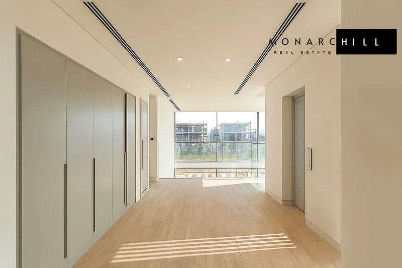 Corner Unit | Modern Design | Large Plot63931593079425110
