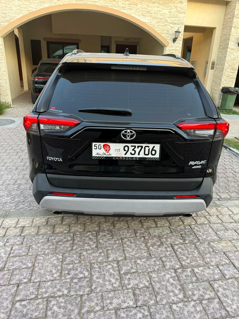 ابوظبي63484694469249112