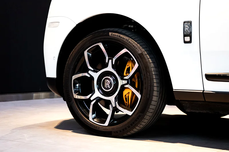 Rolls-Royce Black Badge Cullinan 2022 | 50,876 km63490304952195113
