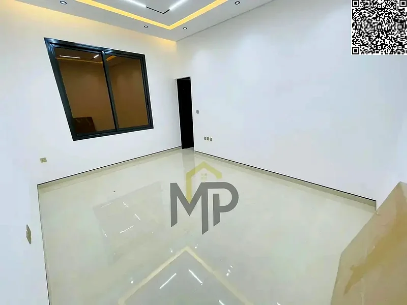 فرصة ذهبية بتشطيبات مميزة وتصميم ممتاز في منطقة الهيليو 2 مقابل مجتمع أزها، وبسعر يشمل التسجيل63897420712065114