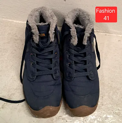 Stylish Womens Winter Sneakers - Perfect for the Season!