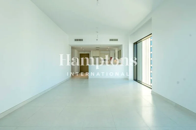 Corner Layout | Creek View | High Floor64025379444866112