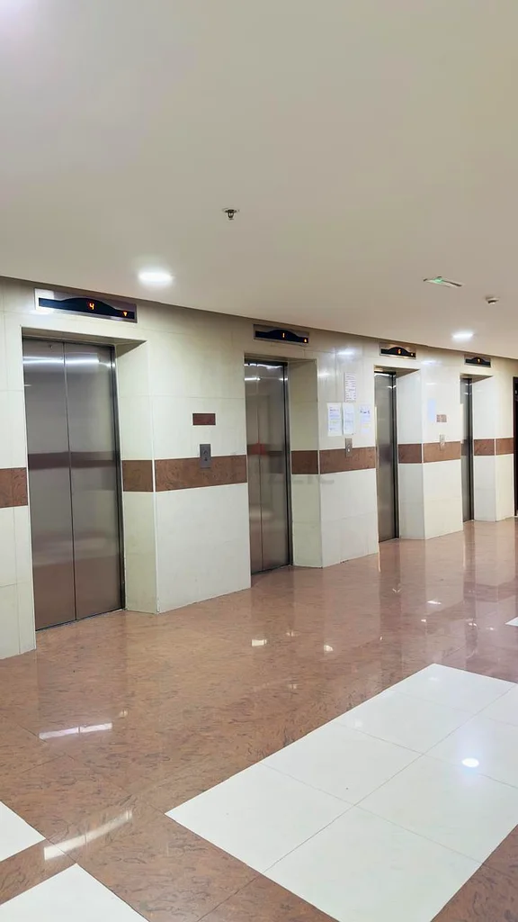 Neat  Clean Partition Available63624810221697112