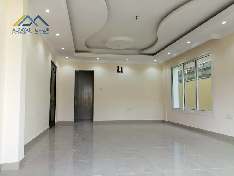Beautiful villa, only 7 years old, spacious areas63871293417090113