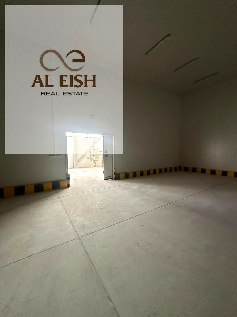 مستودع تبريد ممتاز | 5512 قدم مربع | 826800 درهم/سنة العيش للعقارات | مجهز بالكامل | متاح فورًا63615872836225111
