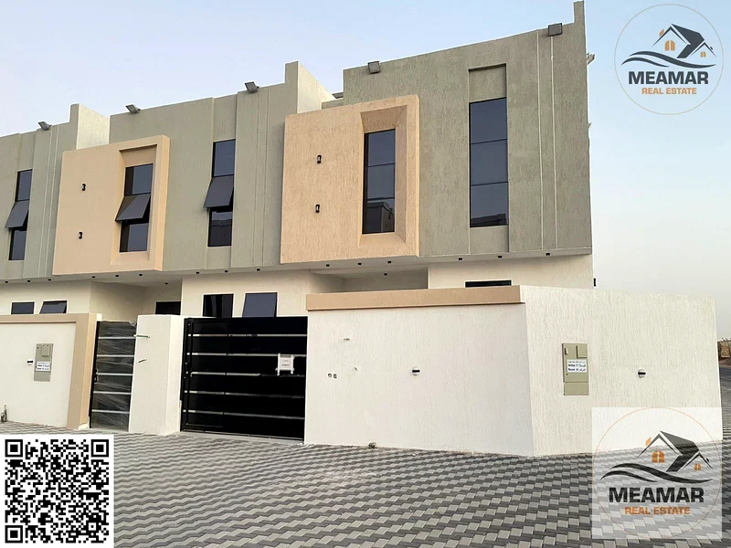 For sale at a great price, a 4-bedroom townhouse with a roof, including registration fees, in Al He63893128954242111