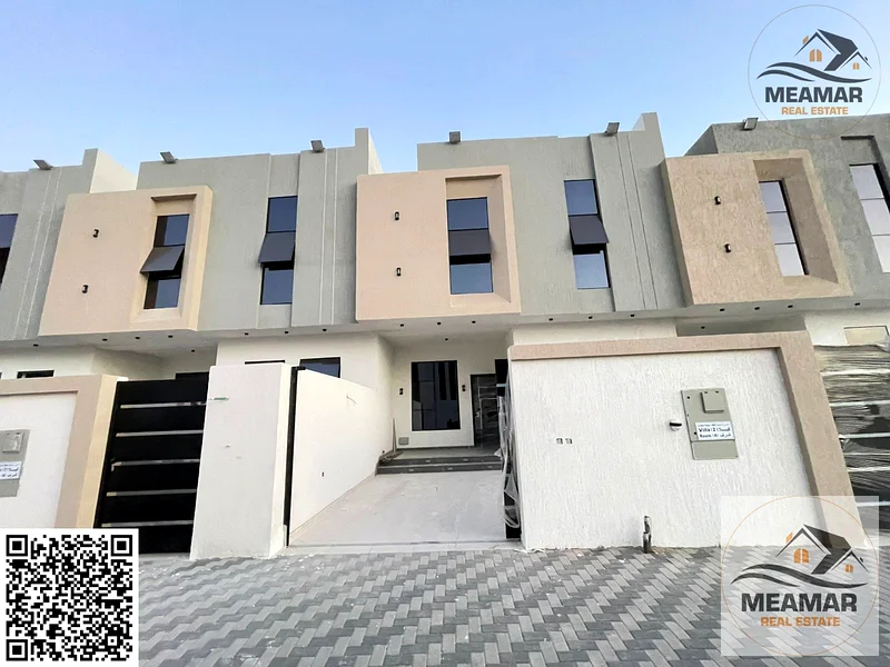 For sale at a great price, a 4-bedroom townhouse with a roof, including registration fees, in Al He63893128954242112