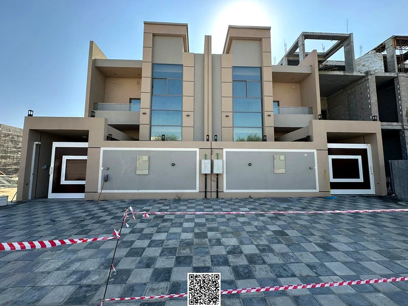 بسعر يشمل الكهرباء والمياه وتكييف الهواء، مباشرة من المالك، تشطيبات شخصية، فاخرة جدًا، ملكية تامة لجميع الجنسيات63865233963267111