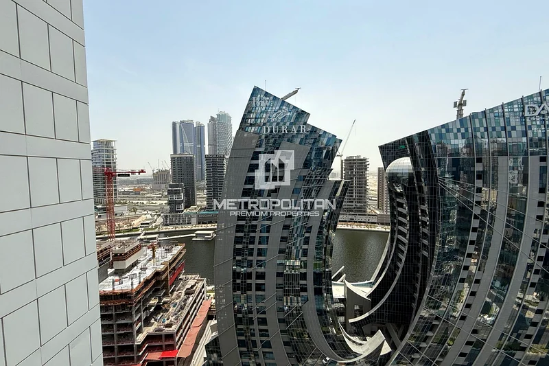 High Floor |   Canal View |  Furnished63792017018114111