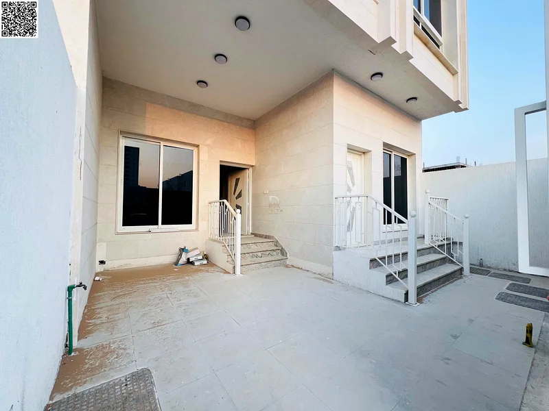 🏡 فيلا فاخرة للبيع في الهيلو 2 - عجمان، قريبة من جميع الخدمات. السعر قابل للتفاوض.63898098059266112