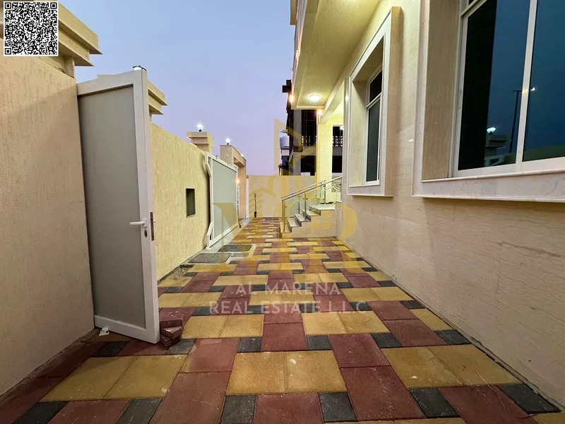A villa with an all-inclusive price, electricity and water, on the main street, ready for occupancy in the most upscale areas of Ajman. Freehold for a63898098144257114