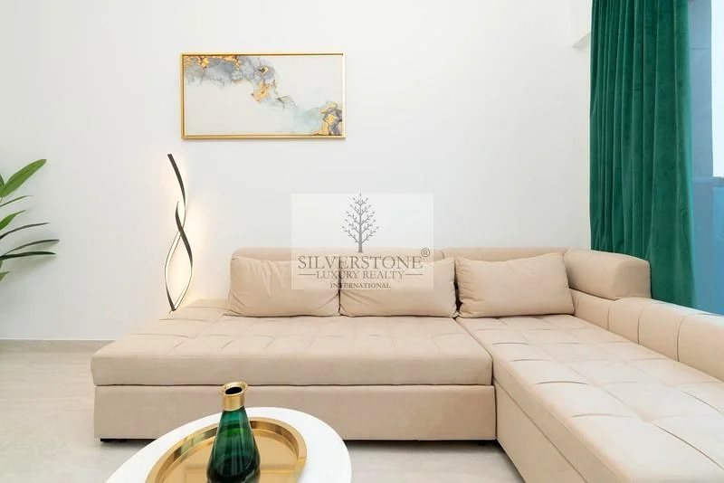 شقة مفروشة وواسعة في طابق علوي63798124110083113