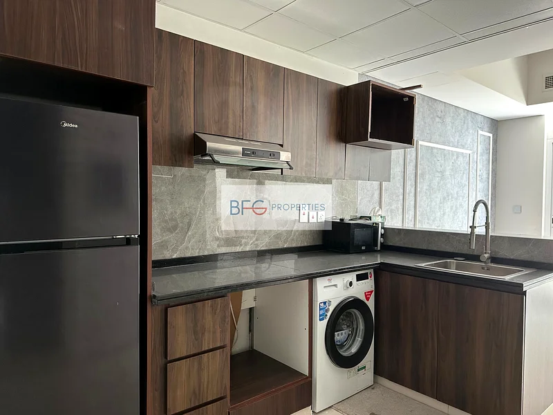 مجمع سكني معقد | مناظر طبيعية بيئية | مفروش بالكامل63741251121025114