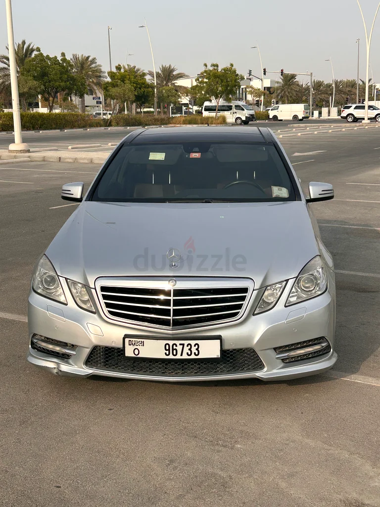 2013 Mercedes E300 | GCC specs63488410704129111