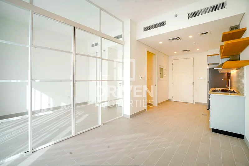 Multiple Cheques | Ideal Location | Modern Apt63754035334273114
