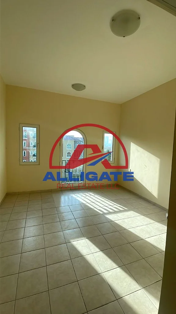 BELOW MARKET VACANT AND RENTED MULTIPLE OPTIONS AVAILABLE ||63935660967298110