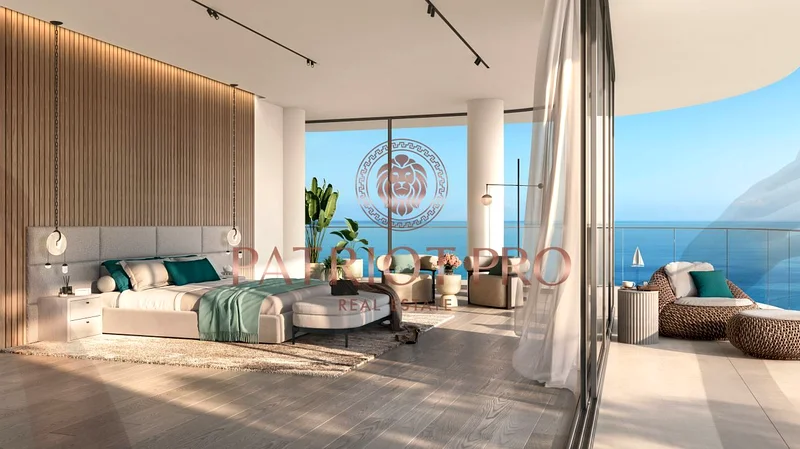 Elevated Living | Ocean View | Great Locations64011340323969111