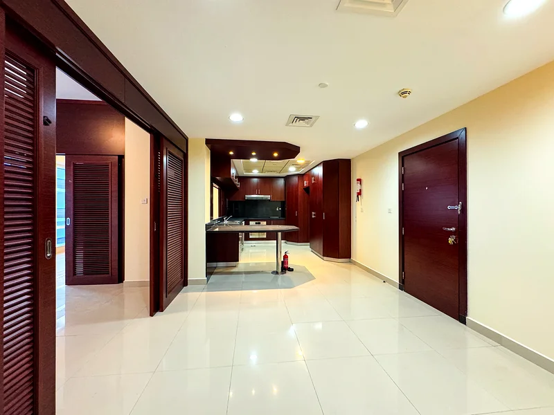 Huge Hall | 2 Entrances | Guest Partition Installed63744426515843113