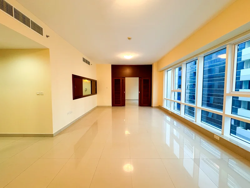 Huge Hall | 2 Entrances | Guest Partition Installed63744426515843111