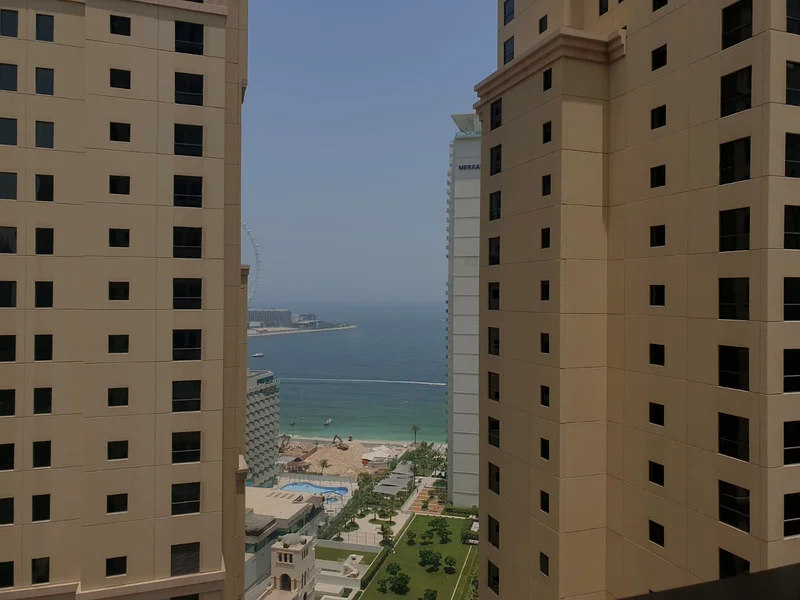 Directly from Owner and 1 min to Beach63936596304003111