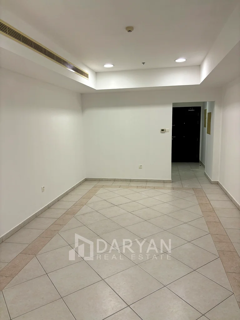 موقع متميز | تخطيط واسع | جاهز للانتقال63777341750785111