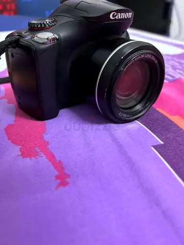 Capture Your Moments with This Canon Digital Camera!