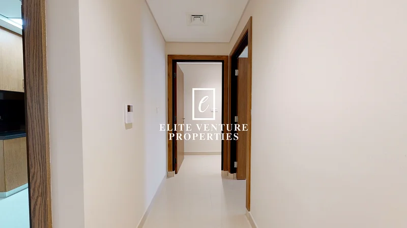 CORNER UNIT | VACANT | SPACIOUS | PRIME LOCATION63768341388674113