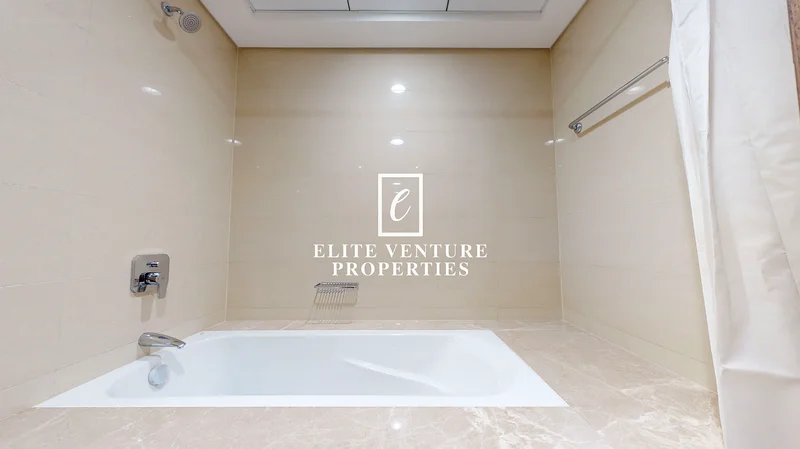 CORNER UNIT | VACANT | SPACIOUS | PRIME LOCATION63768341388674114
