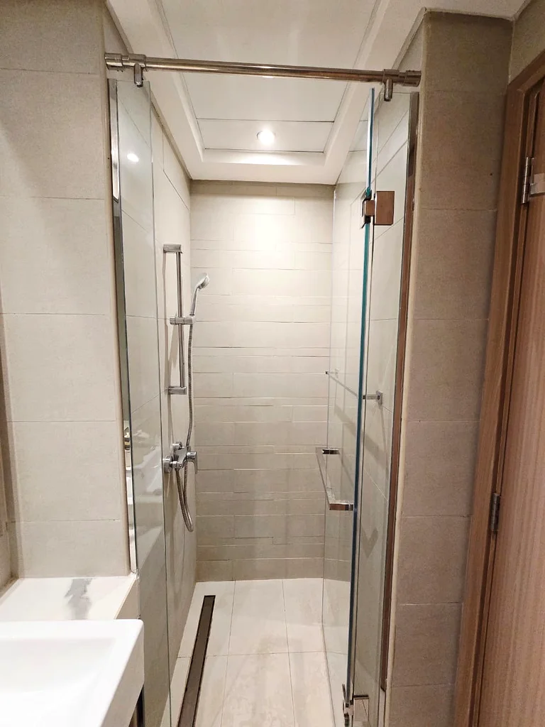FURNISHED STUDIO APARTMENT WITH FREE CHILLER // BOULEVARD VIEW63800827230337111