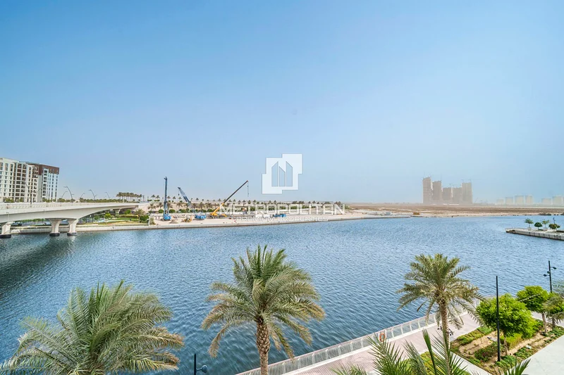 Full Canal View| Corner Unit | Exclusive64025919739138112