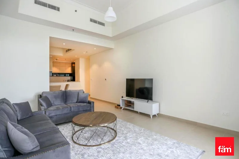 Spacious! Yacht Club Views | | Balcony64027766259714111