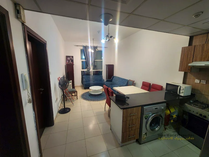 Enjoy a contemporary lifestyle and a great return on investment in a prime location in the heart of the city.63913329194881113