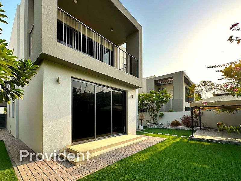 Ready to Move | Landscaped | Call Now for Viewing63754625012097111