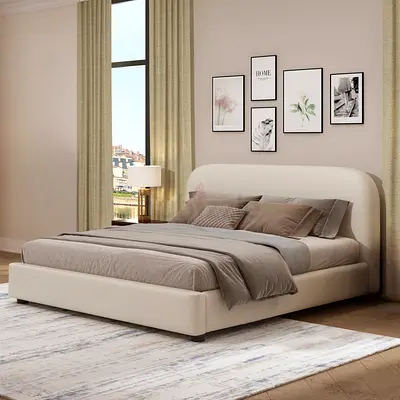 Elegant Modern Bed with Stylish Decor