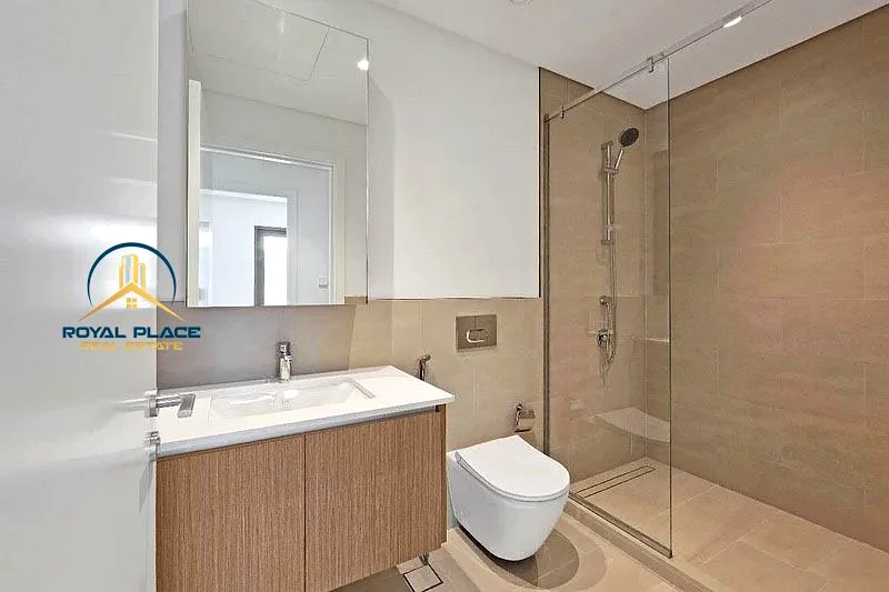 Prime Location | Spacious | Bright | Vacant63760919095553112