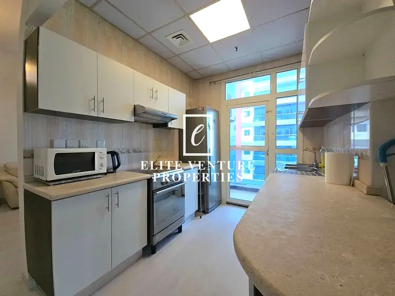 FULLY FURNISHED | VACANT | UPGRADE UNIT63654981254147113