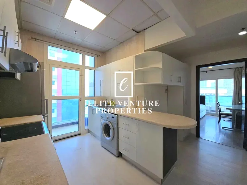 FULLY FURNISHED | VACANT | UPGRADE UNIT63654981254147114