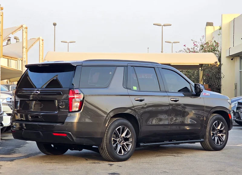 Chevrolet Tahoe Z71 2021 GCC63489326489474111